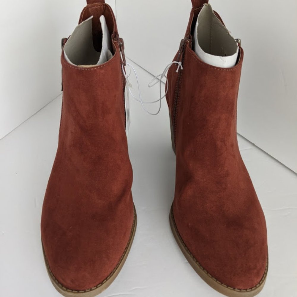 Women's Jameson Double Zip Western Bootie, Red 11 - Picture 2 of 7